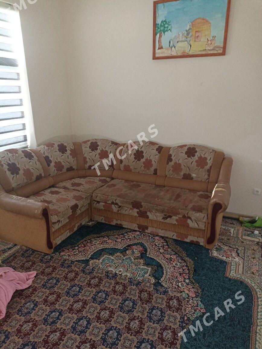 Ugolok diwan - Türkmenbaşy - img 2