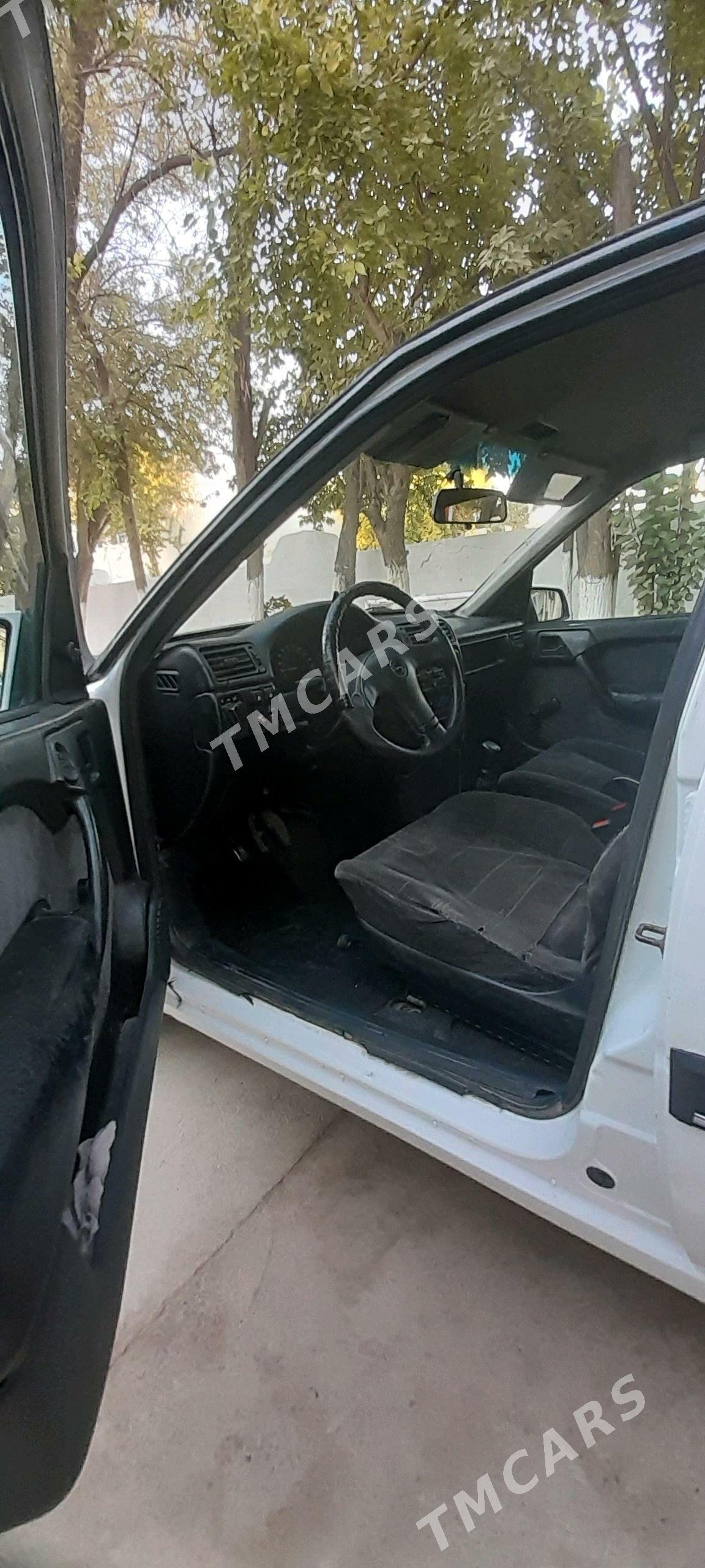 Opel Vectra 1992 - 33 000 TMT - Мары - img 7