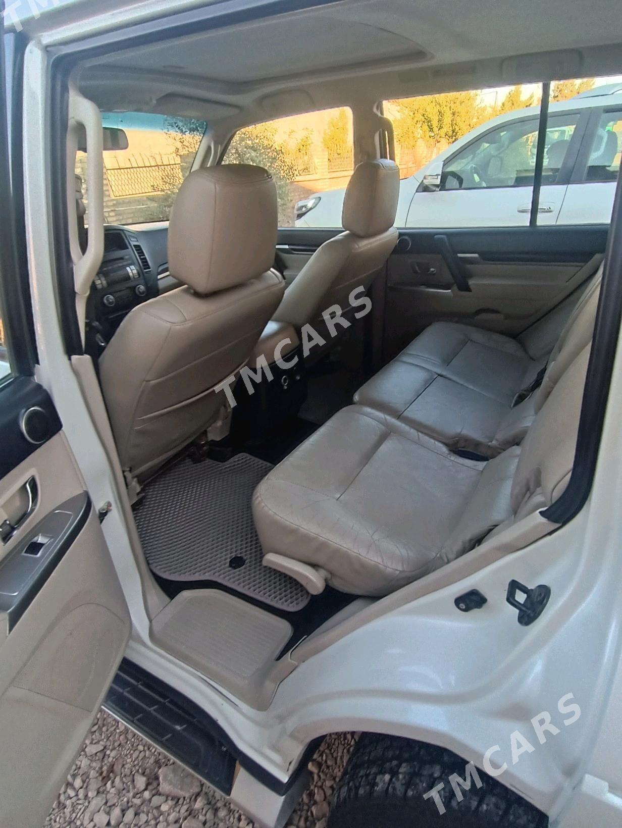 Mitsubishi Pajero 2014 - 260 000 TMT - Гороглы (Тагта) - img 7