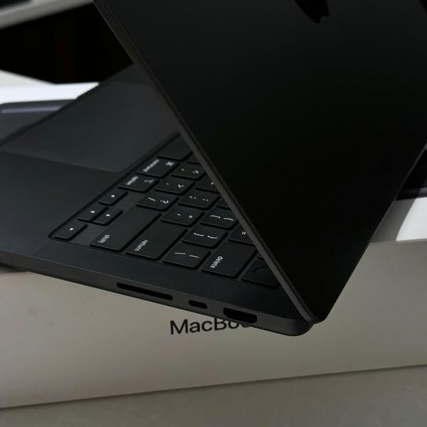 Macbook Pro 14 M4Pro 24/512Gb - Aşgabat - img 9