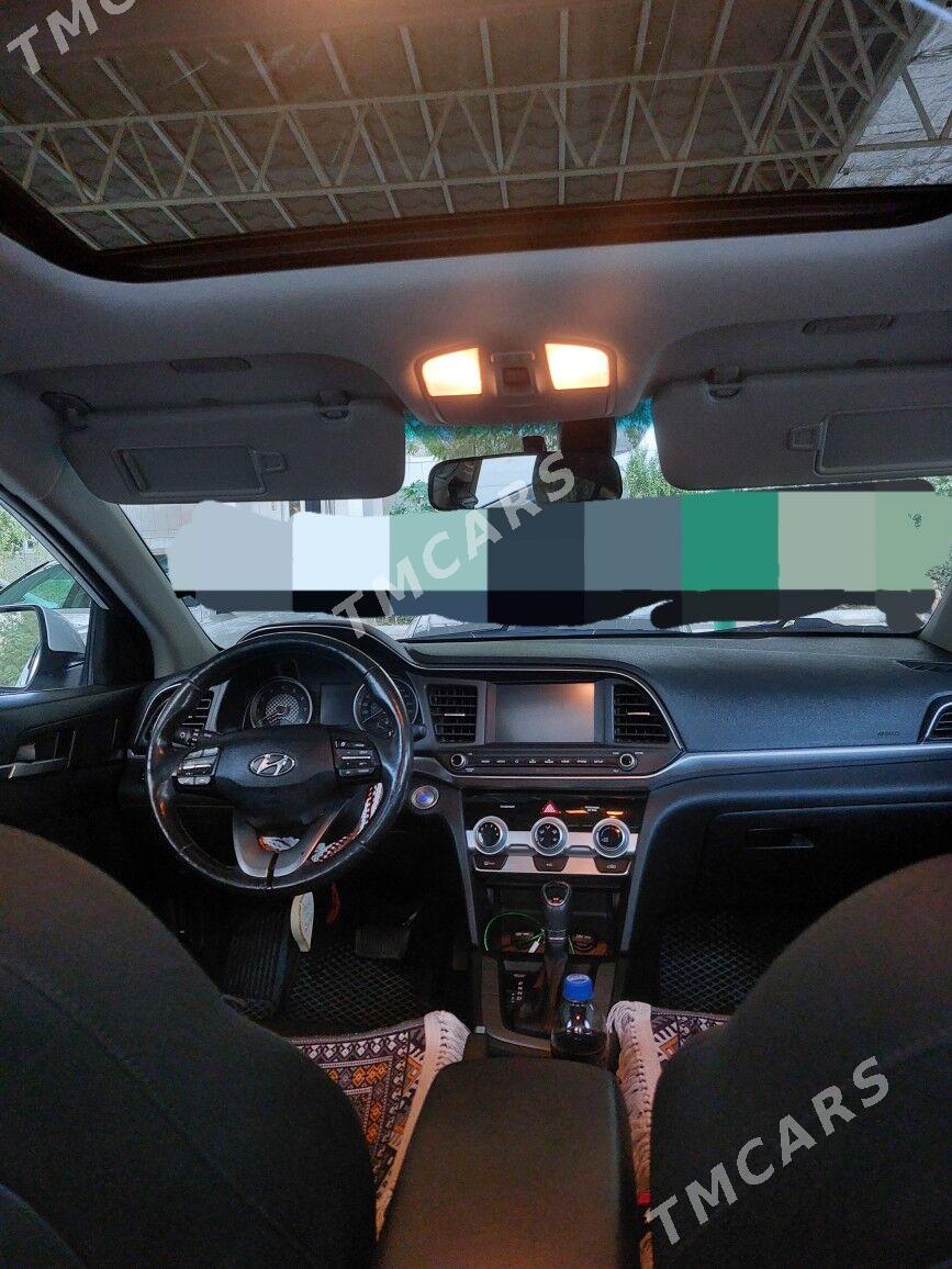 Hyundai Elantra 2019 - 225 000 TMT - Aşgabat - img 5
