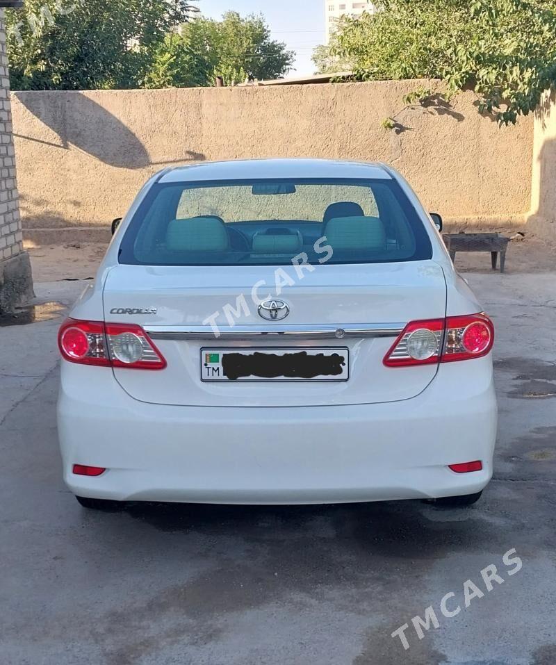 Toyota Corolla 2013 - 182 000 TMT - Aşgabat - img 4