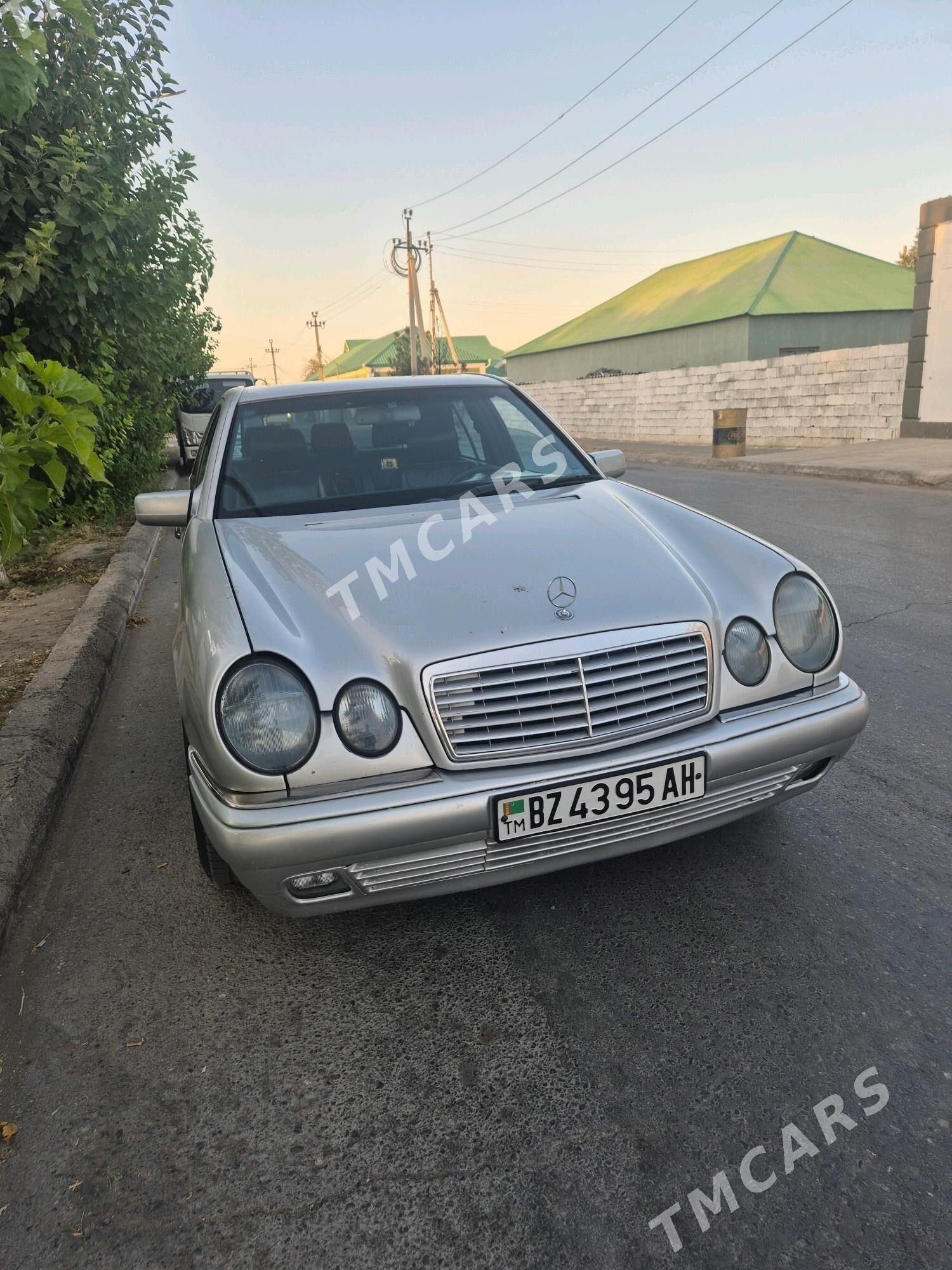 Mercedes-Benz E320 1996 - 95 000 TMT - Babadaýhan - img 9