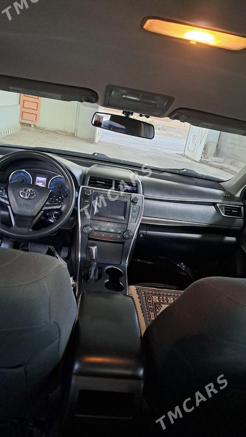 Toyota Camry 2016 - 250 000 TMT - Мары - img 3
