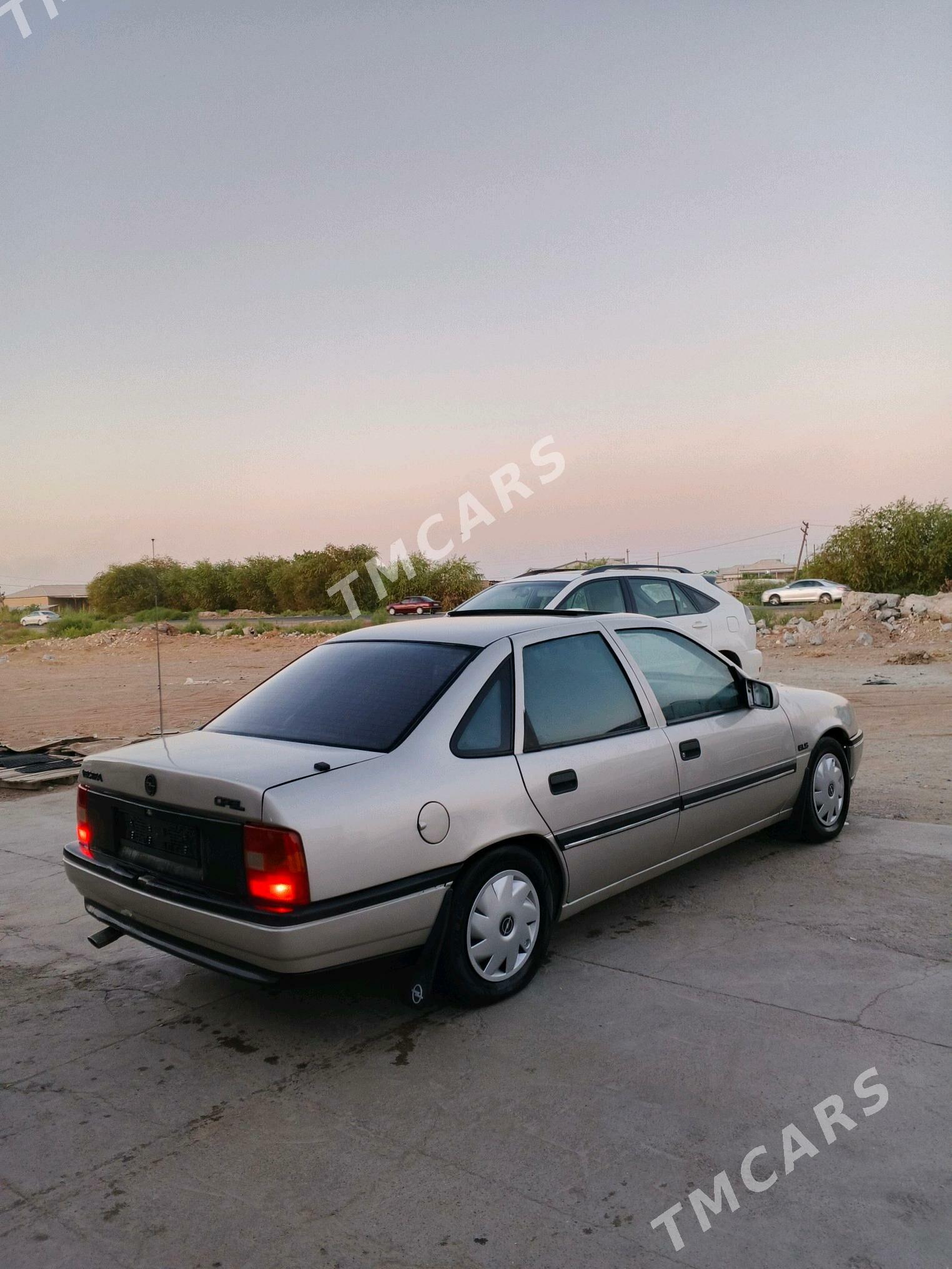 Opel Vectra 1991 - 40 000 TMT - Mary - img 2
