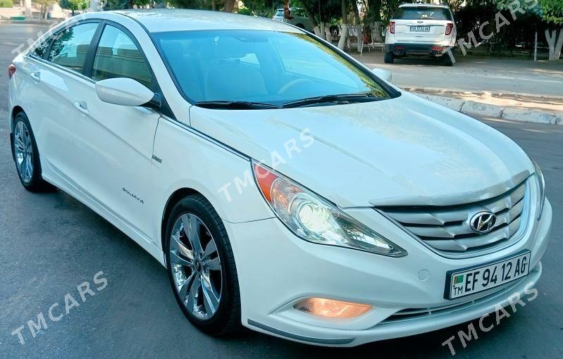Hyundai Sonata 2012 - 139 000 TMT - Ким район - img 9