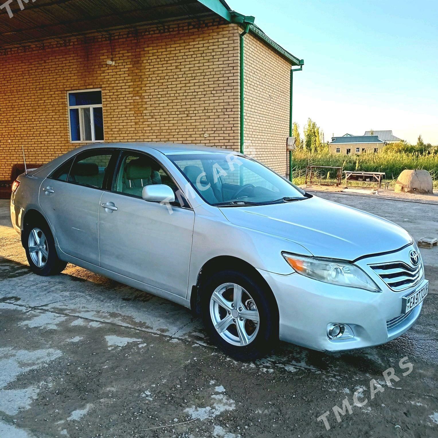Toyota Camry 2010 - 118 000 TMT - Hojambaz - img 4