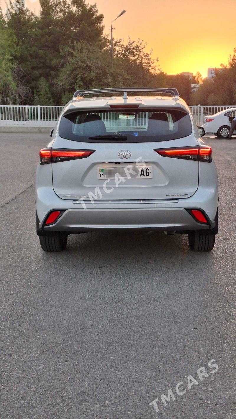 Toyota Highlander 2023 - 730 000 TMT - Ашхабад - img 8