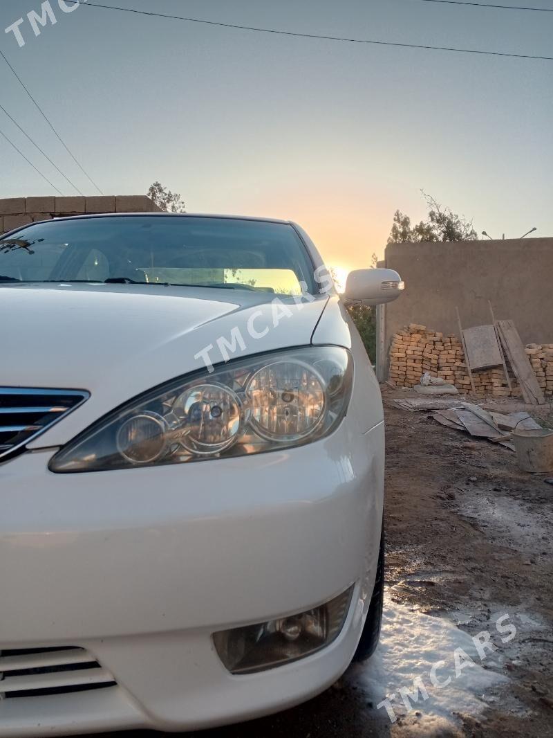 Toyota Camry 2002 - 175 000 TMT - Дашогуз - img 3