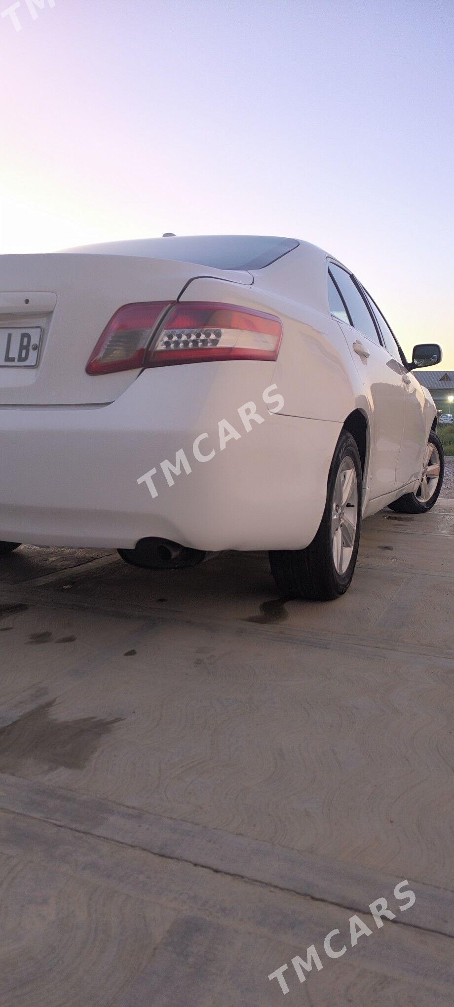 Toyota Camry 2010 - 135 000 TMT - Oguz han - img 8