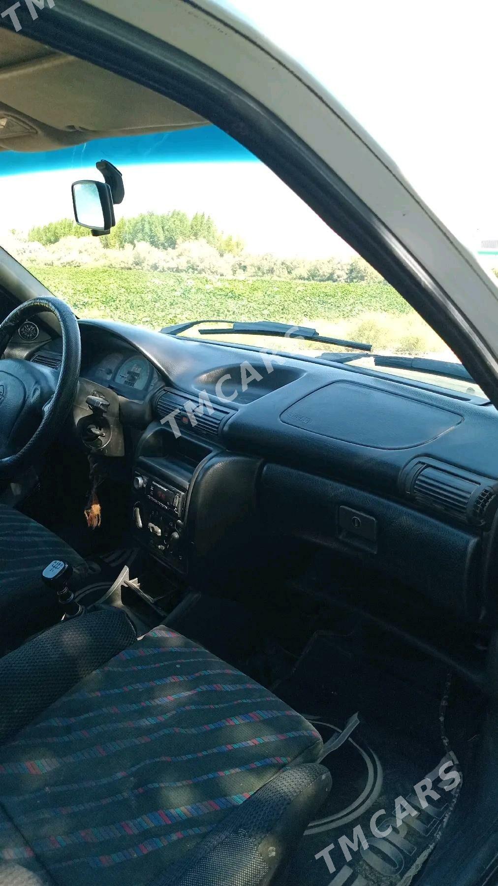 Opel Astra 1996 - 40 000 TMT - Köneürgenç - img 4