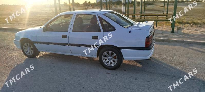 Opel Vectra 1989 - 48 000 TMT - Bäherden - img 6