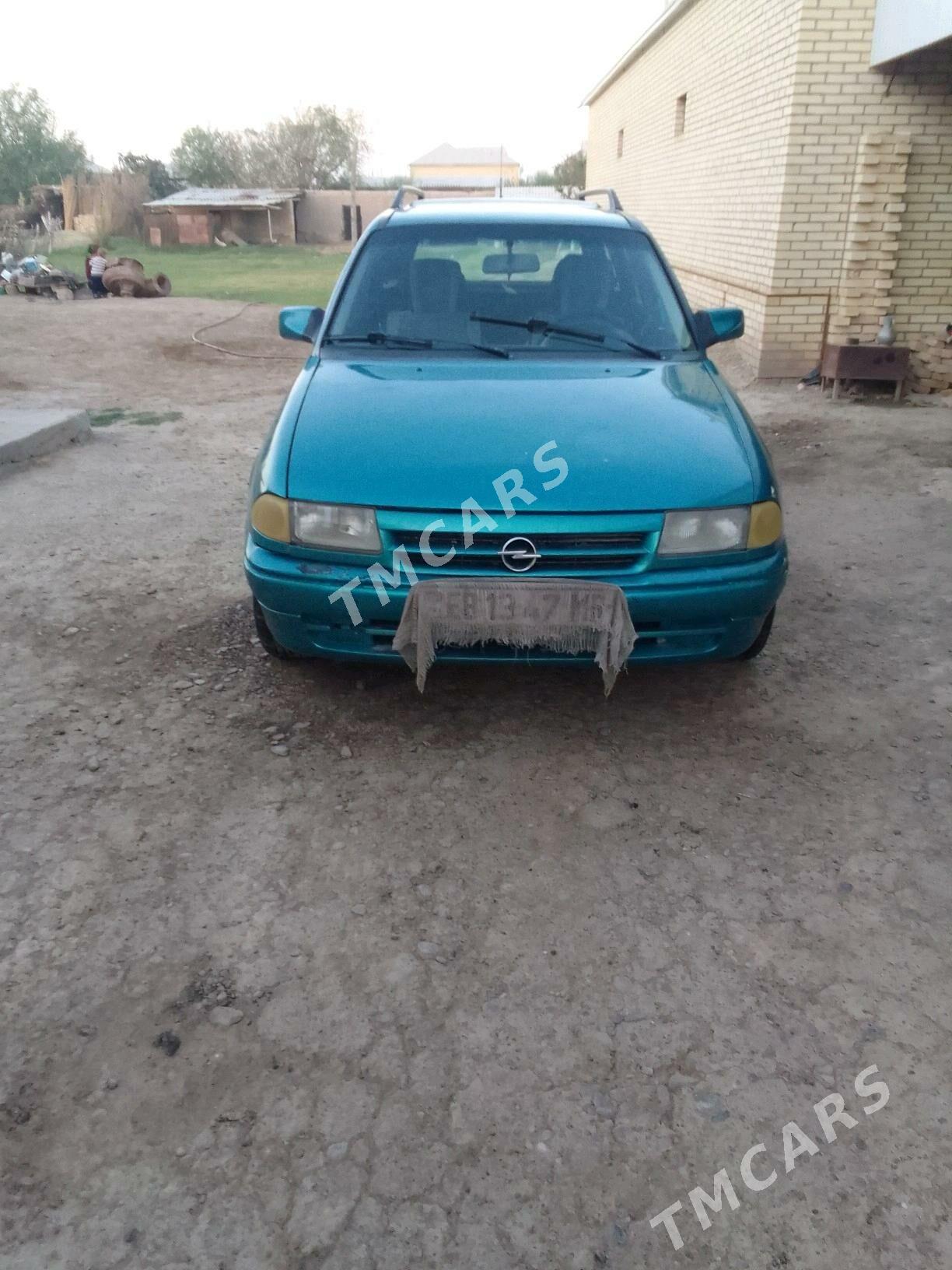 Opel Astra 1994 - 38 000 TMT - Murgap - img 2