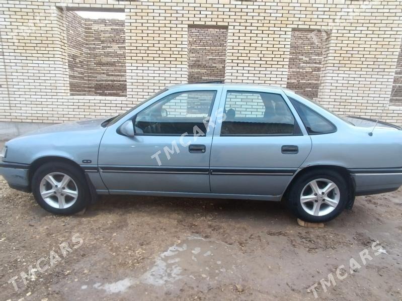 Opel Vectra 1989 - 35 000 TMT - Sakarçäge - img 2