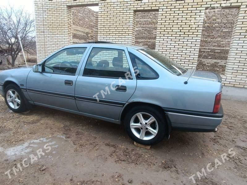 Opel Vectra 1989 - 35 000 TMT - Sakarçäge - img 7