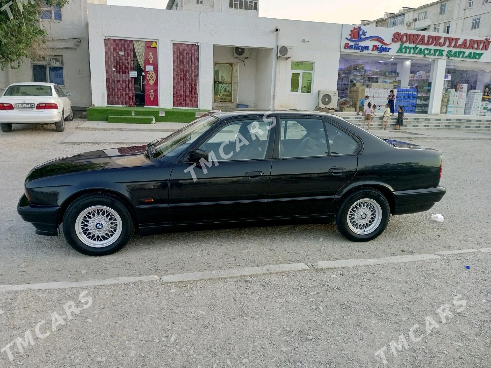 BMW 525 1990 - 72 000 TMT - Балканабат - img 4