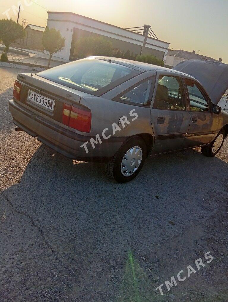 Opel Vectra 1989 - 27 000 TMT - Gyzylarbat - img 3
