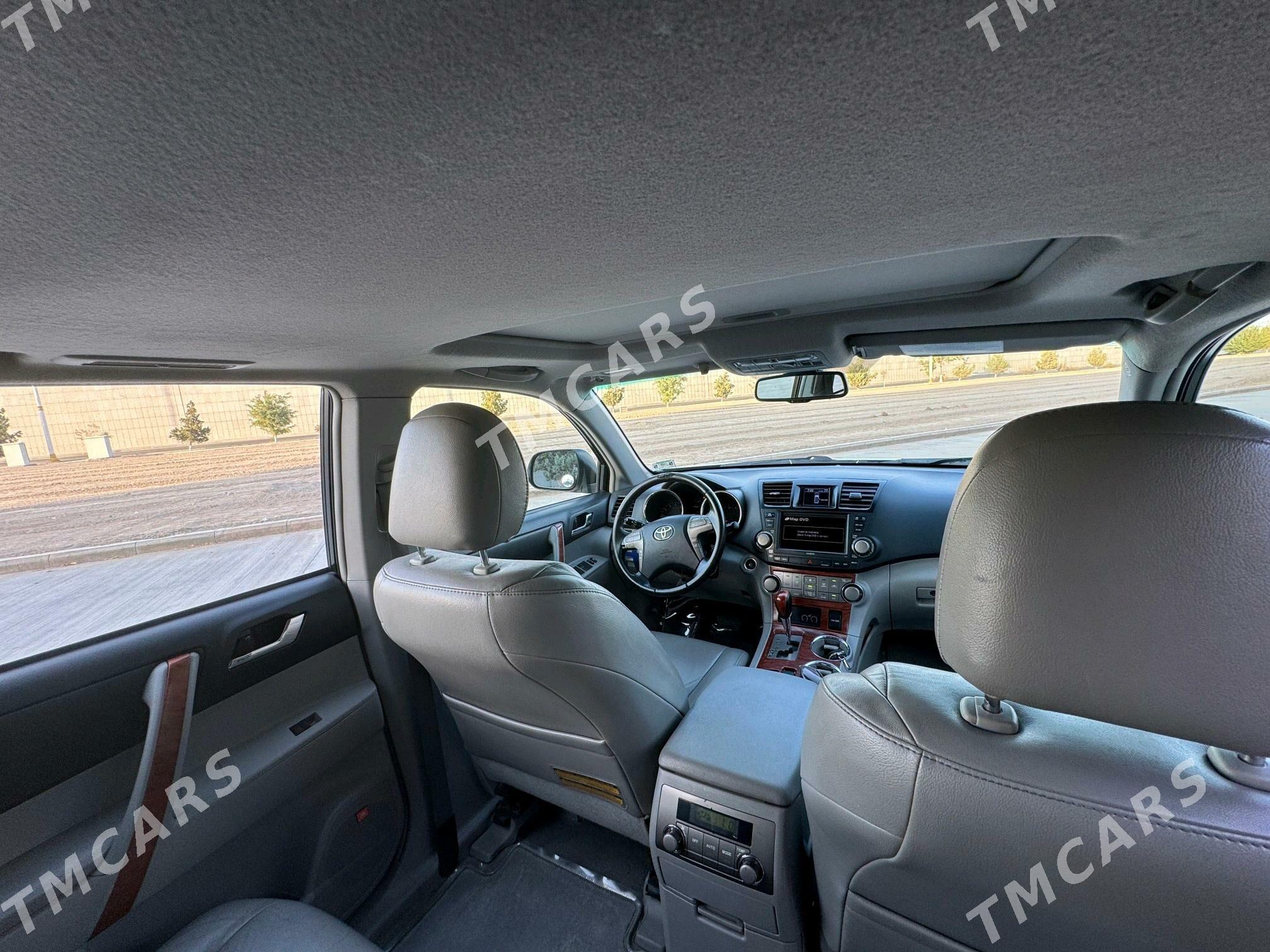 Toyota Highlander 2010 - 300 000 TMT - Aşgabat - img 5