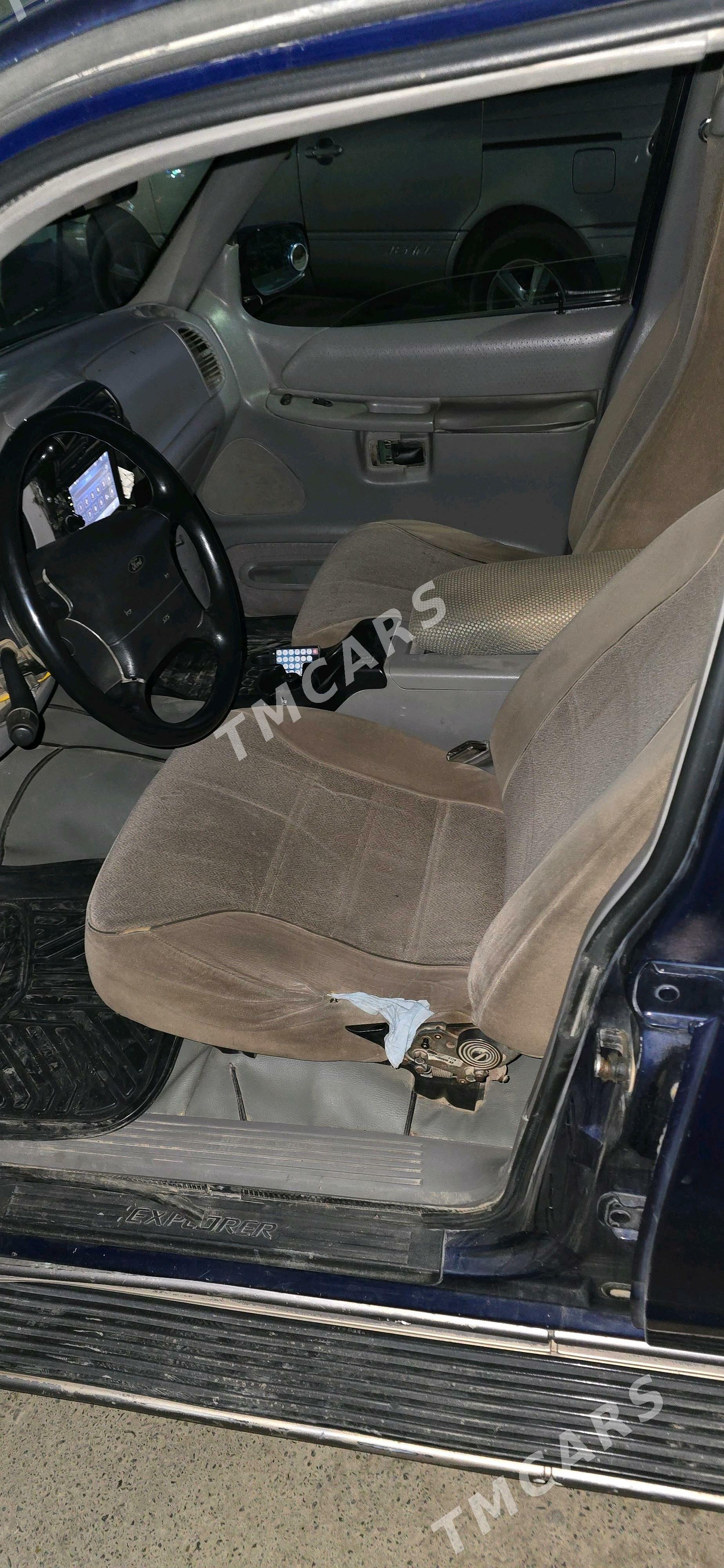 Ford Explorer 1995 - 50 000 TMT - Туркменабат - img 8
