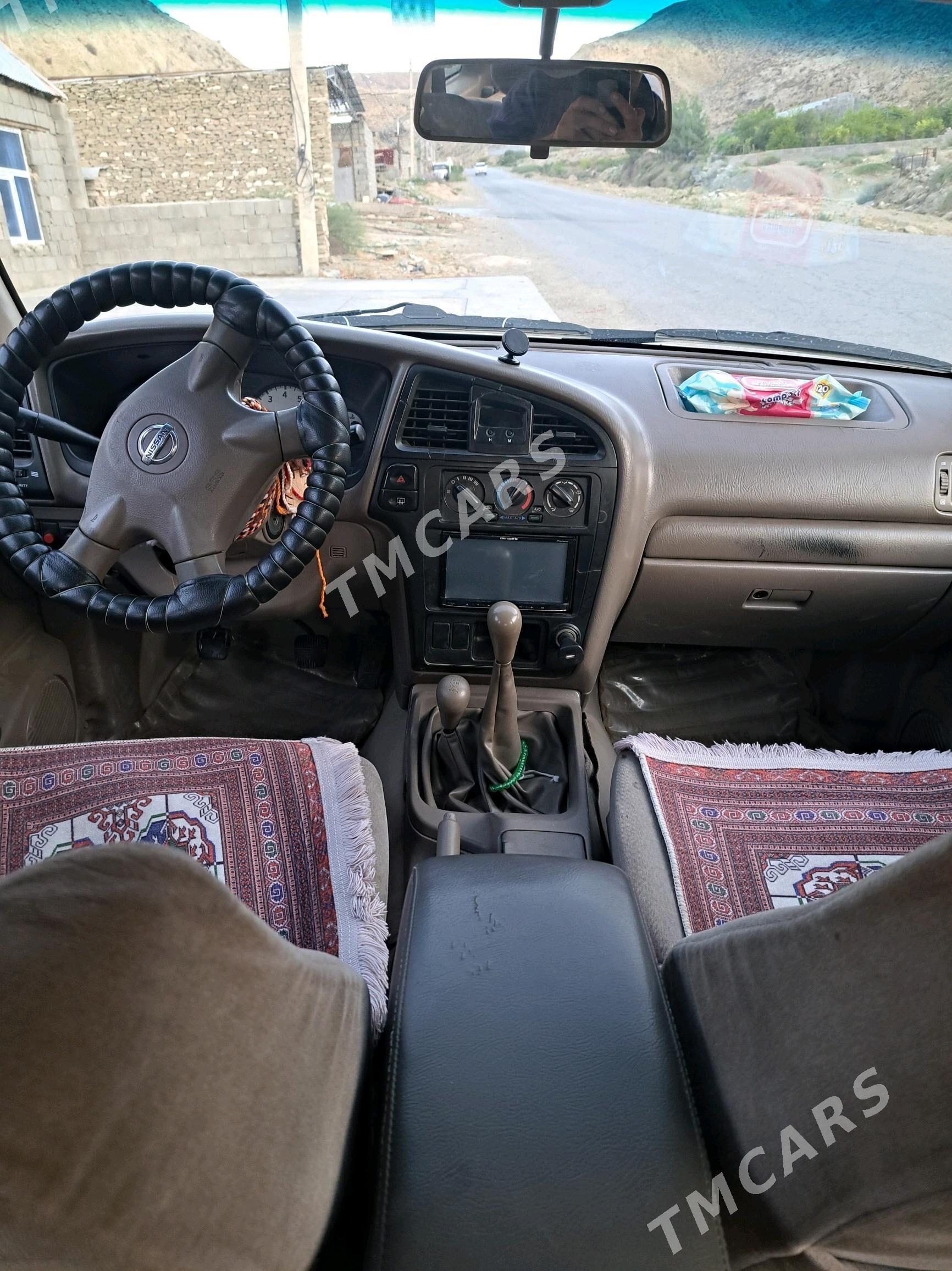 Nissan Pathfinder 2004 - 115 000 TMT - Bäherden - img 7