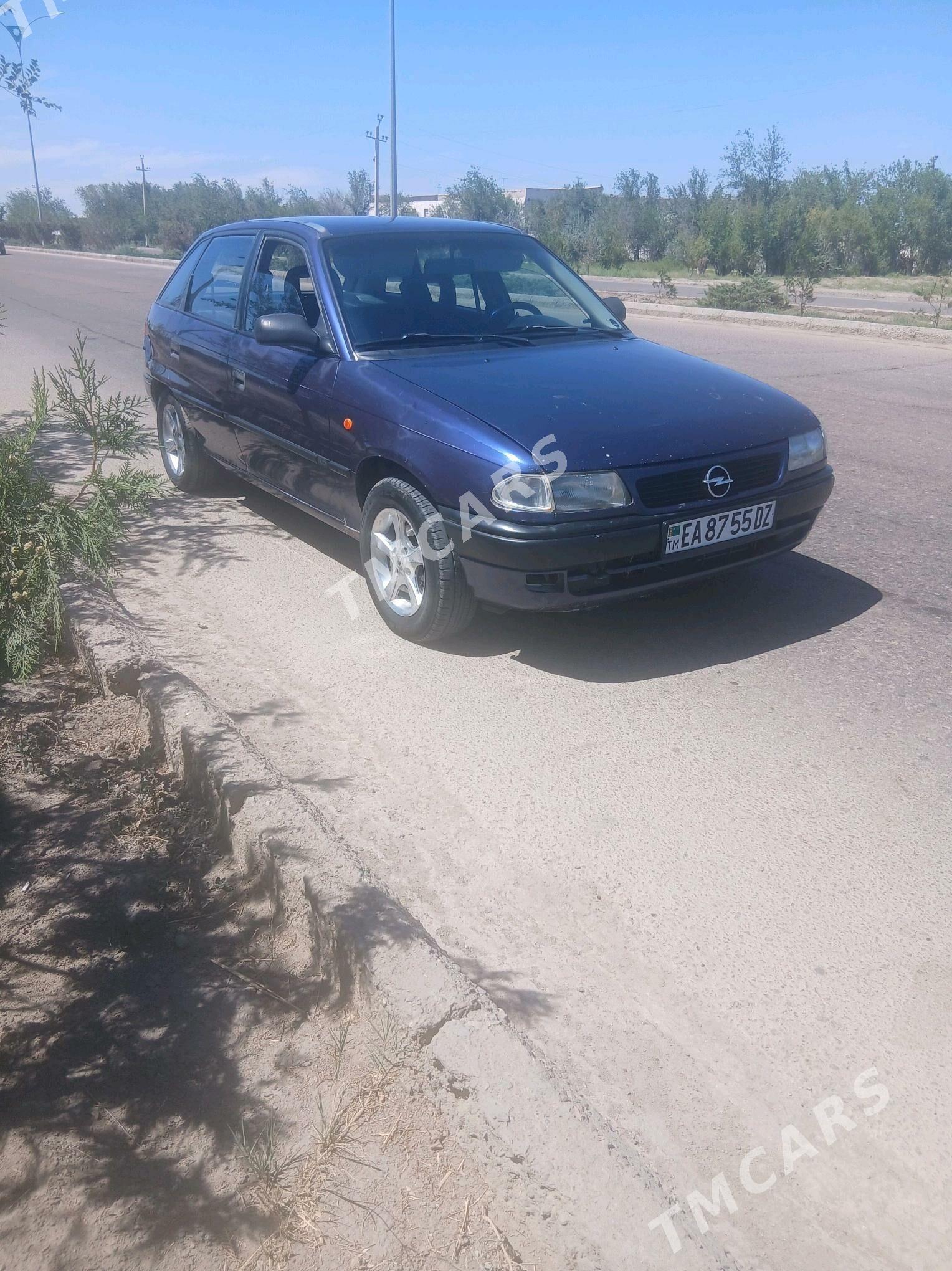 Opel Astra 1995 - 55 000 TMT - Кёнеургенч - img 4
