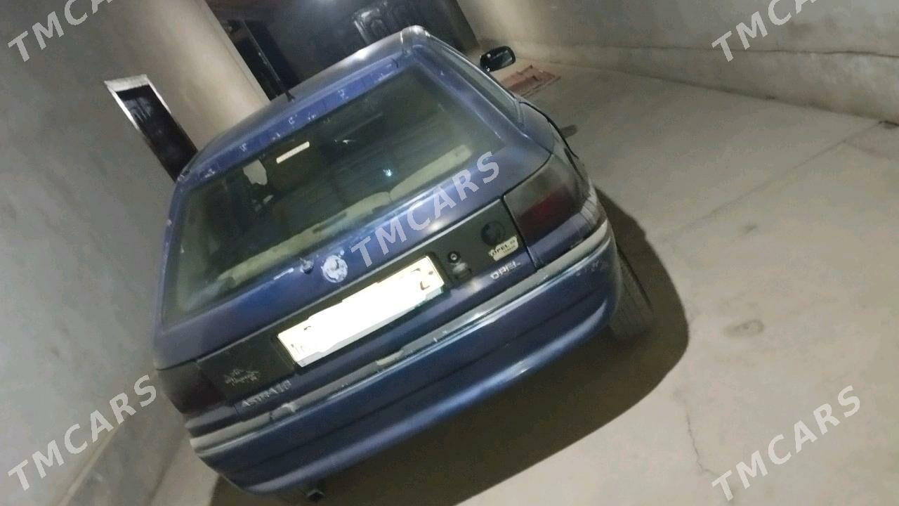 Opel Astra 1992 - 30 000 TMT - Gubadag - img 4