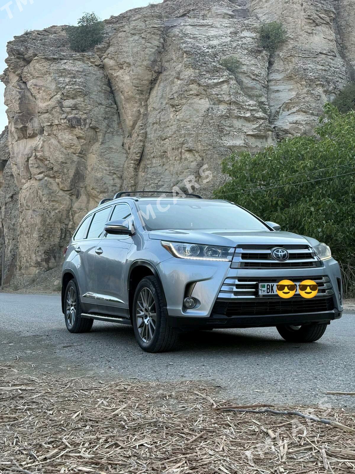 Toyota Highlander 2019 - 465 000 TMT - Балканабат - img 6