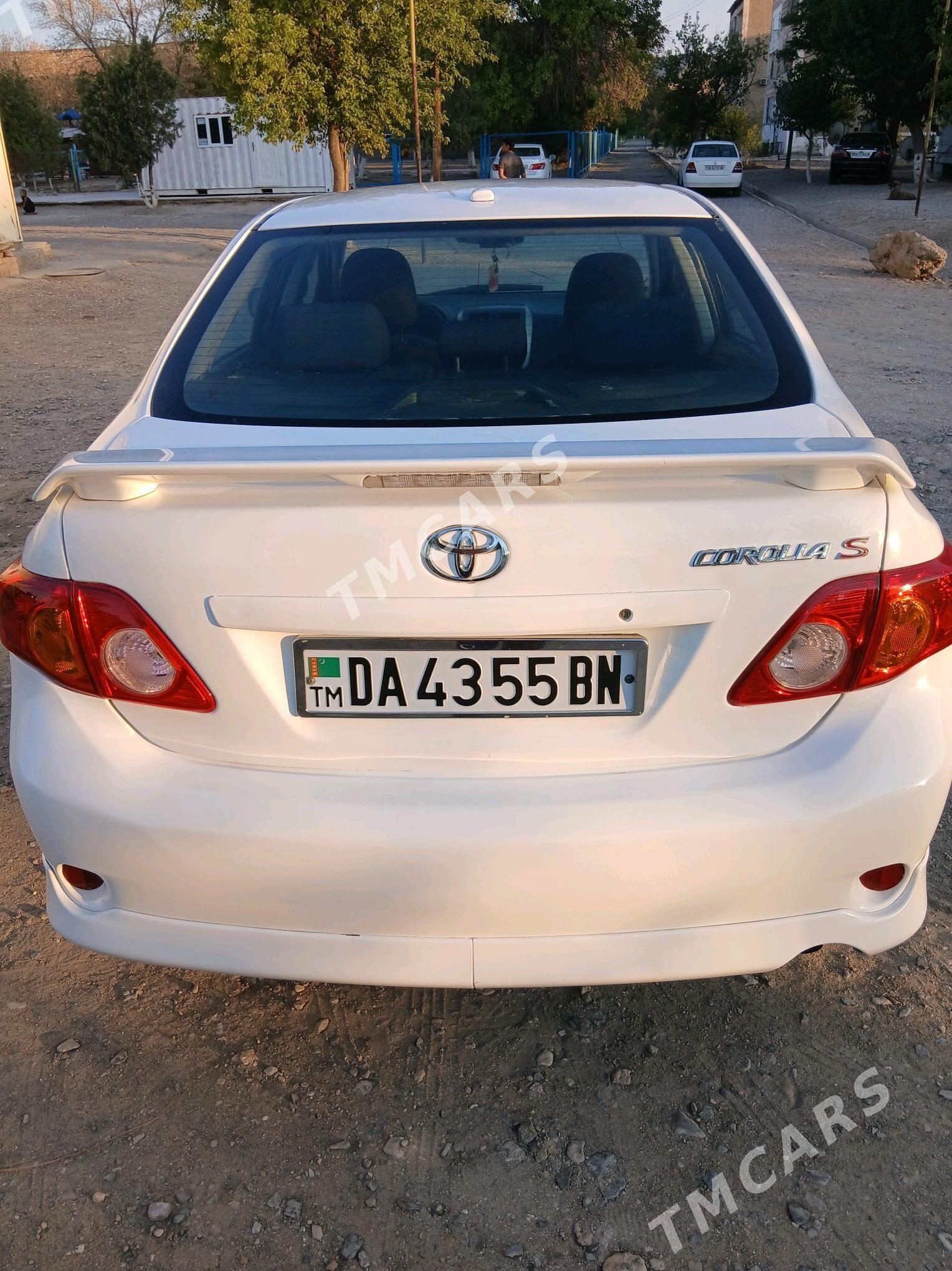 Toyota Corolla 2010 - 140 000 TMT - Gyzylarbat - img 4