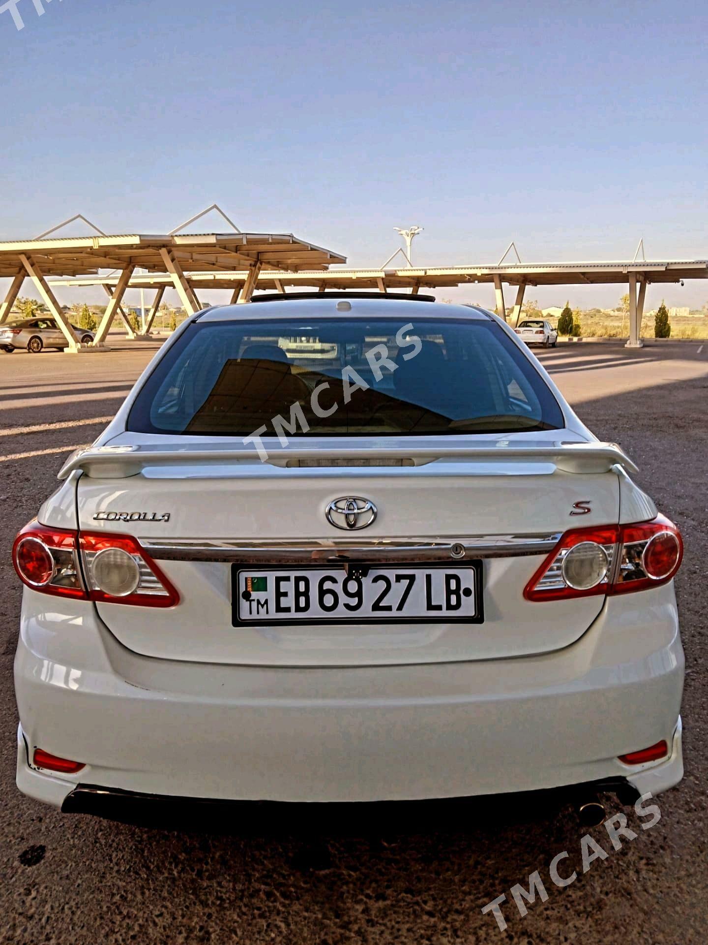 Toyota Corolla 2012 - 165 000 TMT - Türkmenabat - img 2
