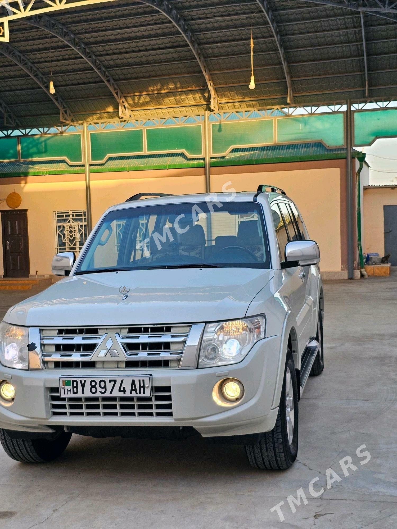 Mitsubishi Pajero 2014 - 290 000 TMT - Aşgabat - img 3