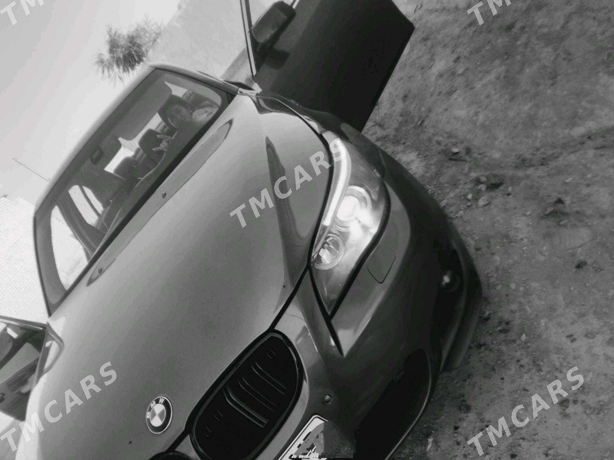 BMW 530 2004 - 130 000 TMT - Халач - img 3
