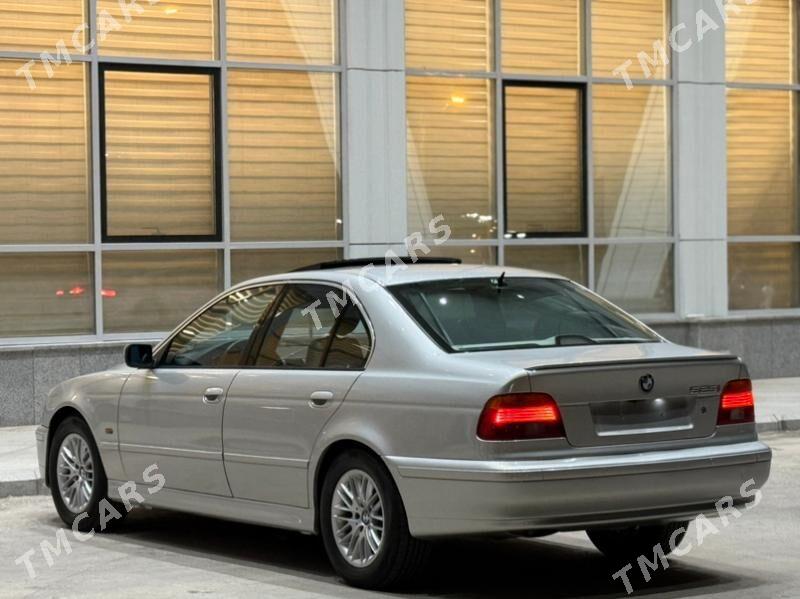 BMW 525 2002 - 130 000 TMT - Балканабат - img 7