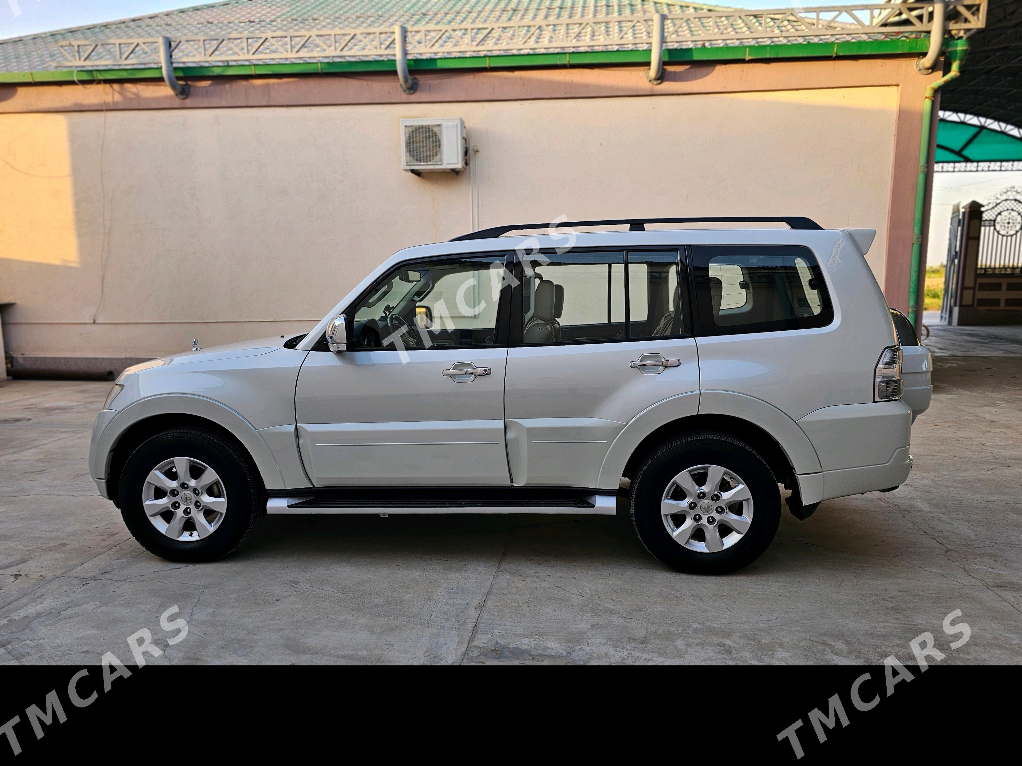Mitsubishi Pajero 2014 - 290 000 TMT - Aşgabat - img 5