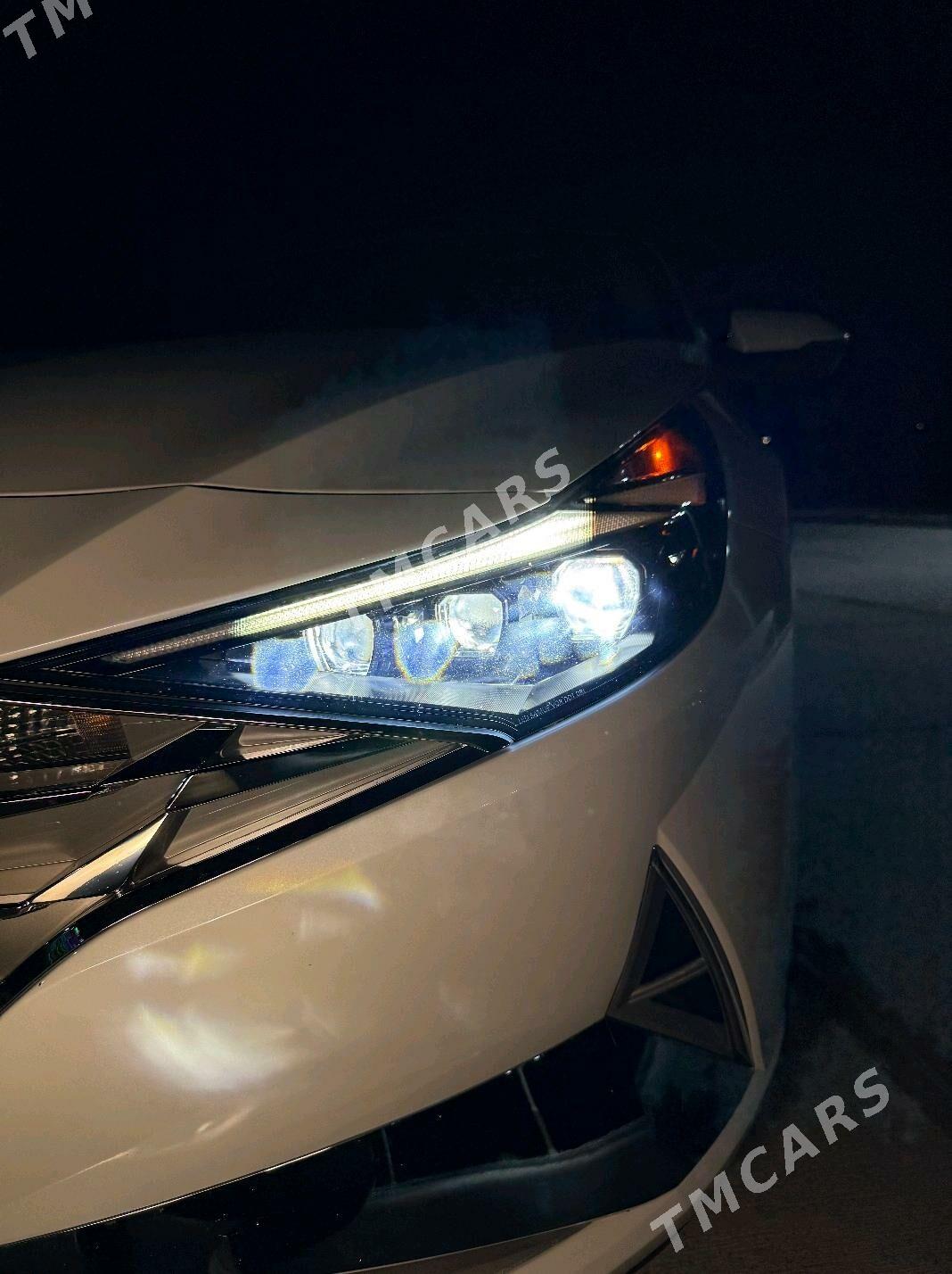 Hyundai Elantra 2021 - 305 000 TMT - Ашхабад - img 2