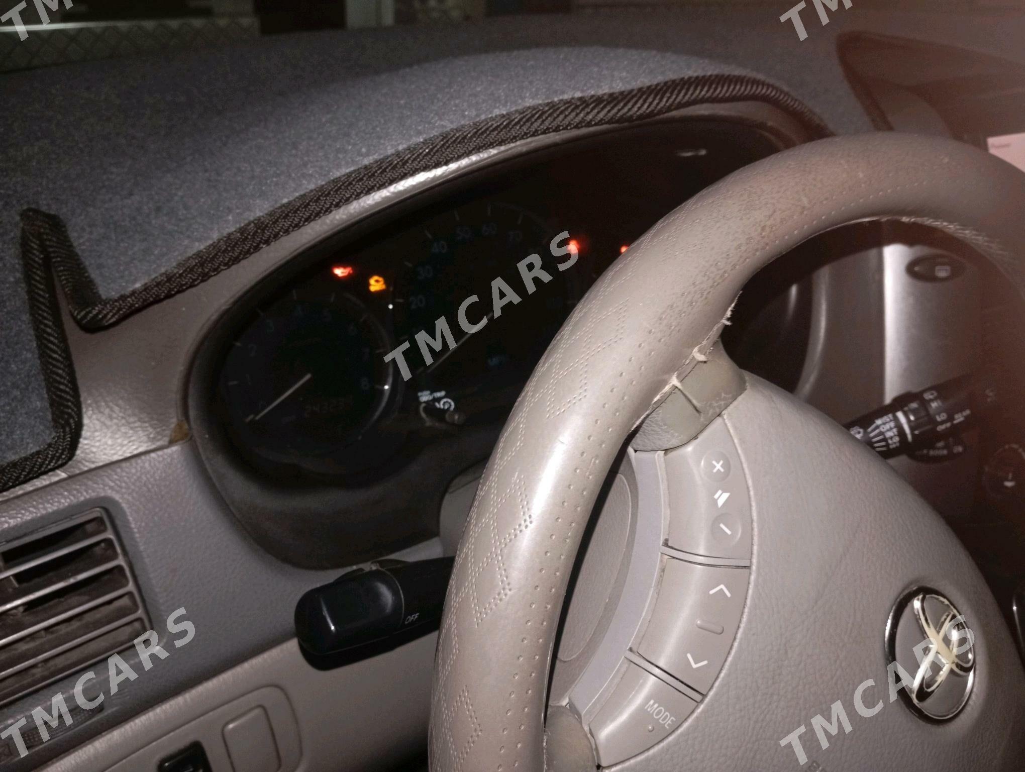 Toyota Sienna 2006 - 230 000 TMT - Фарап - img 7
