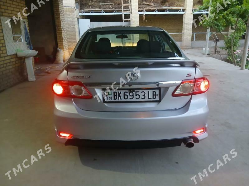 Toyota Corolla 2011 - 135 000 TMT - Saýat - img 2