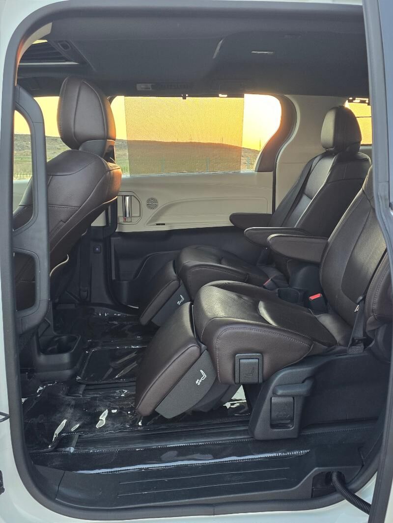 Toyota Sienna 2022 - 710 000 TMT - Aşgabat - img 6