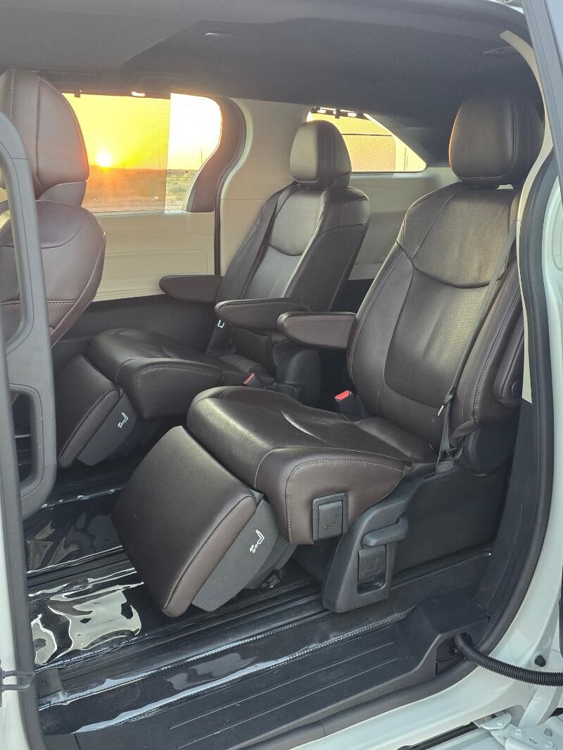 Toyota Sienna 2022 - 710 000 TMT - Aşgabat - img 3
