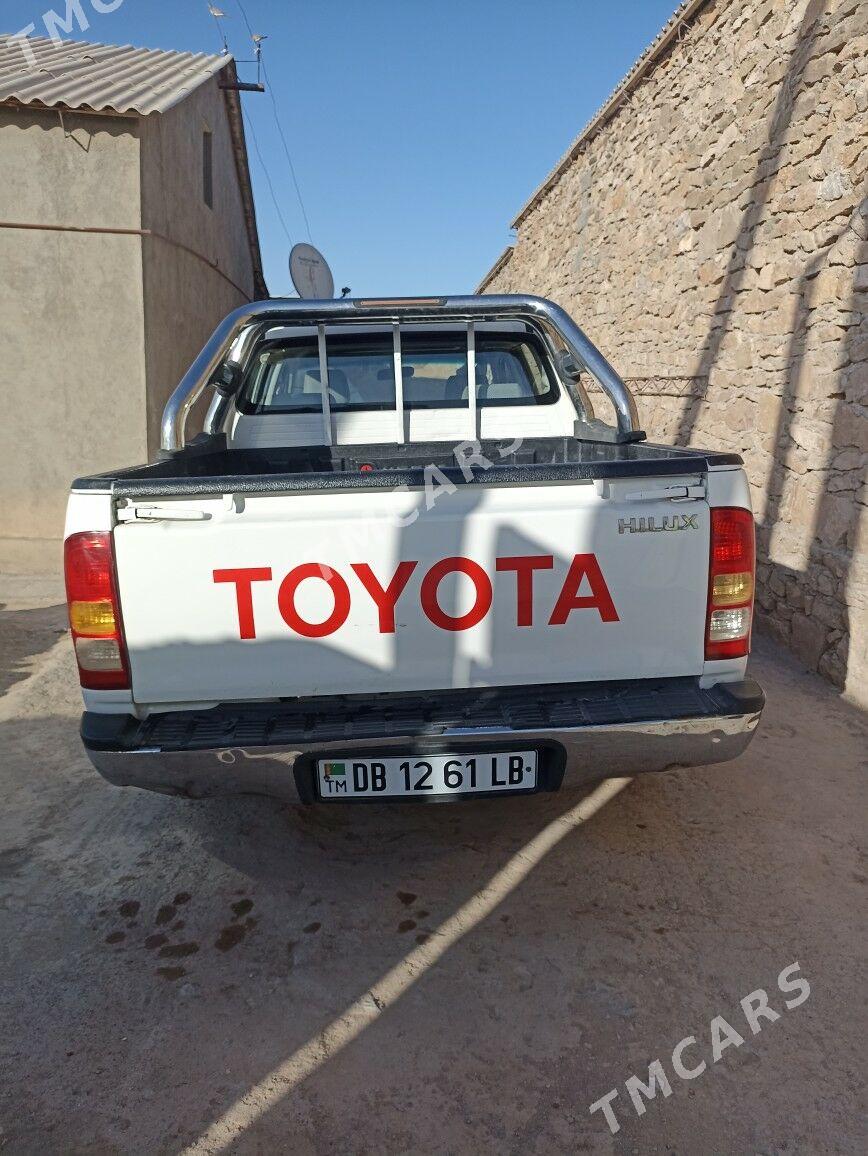 Toyota Hilux 2008 - 260 000 TMT - Magdanly - img 3