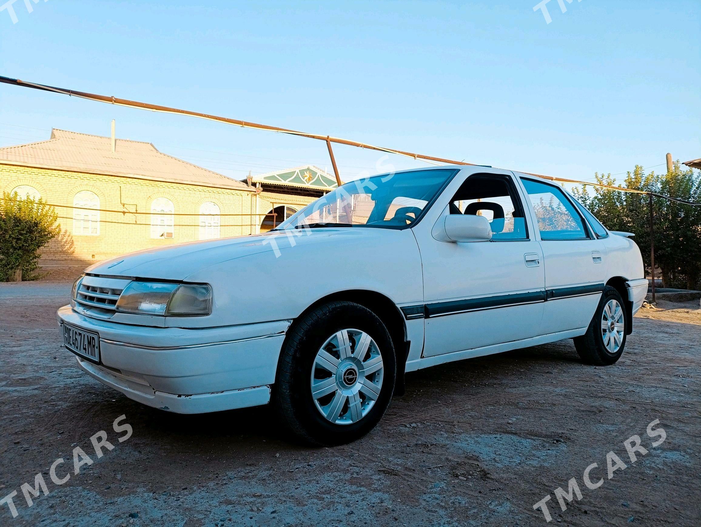 Opel Vectra 1990 - 25 000 TMT - Murgap - img 3