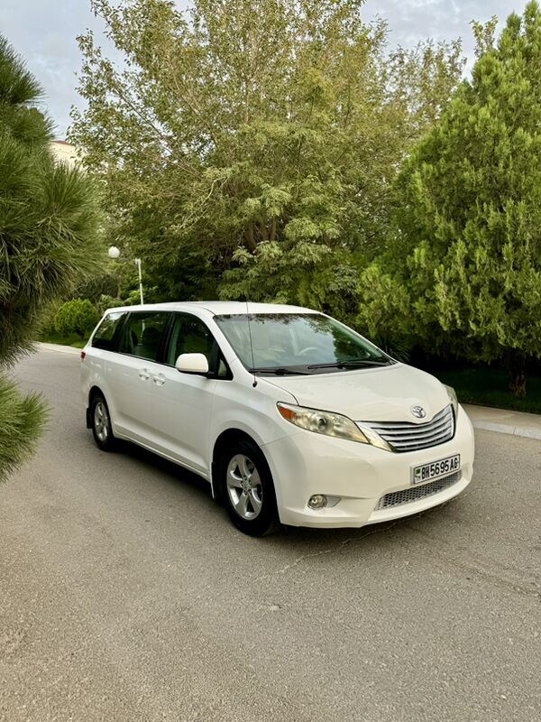 Toyota Sienna 2012 - 275 000 TMT - Aşgabat - img 7