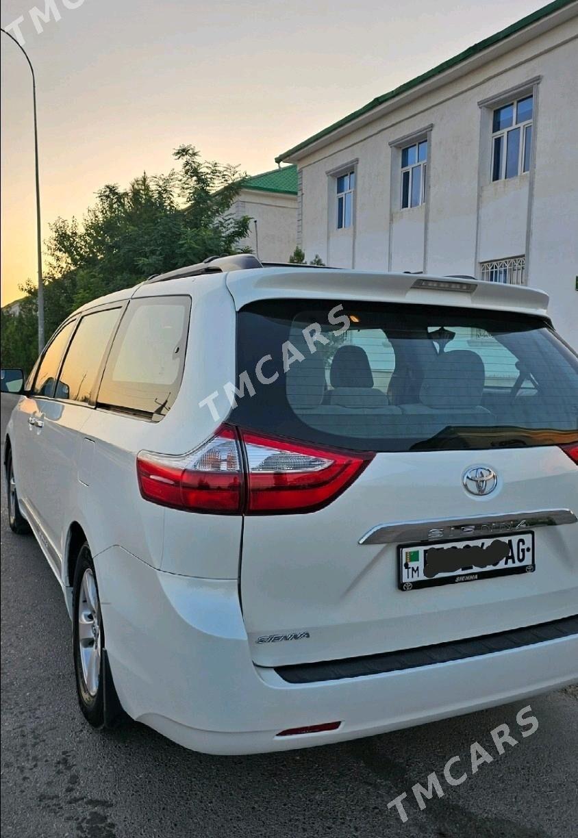 Toyota Sienna 2017 - 370 000 TMT - Ашхабад - img 7
