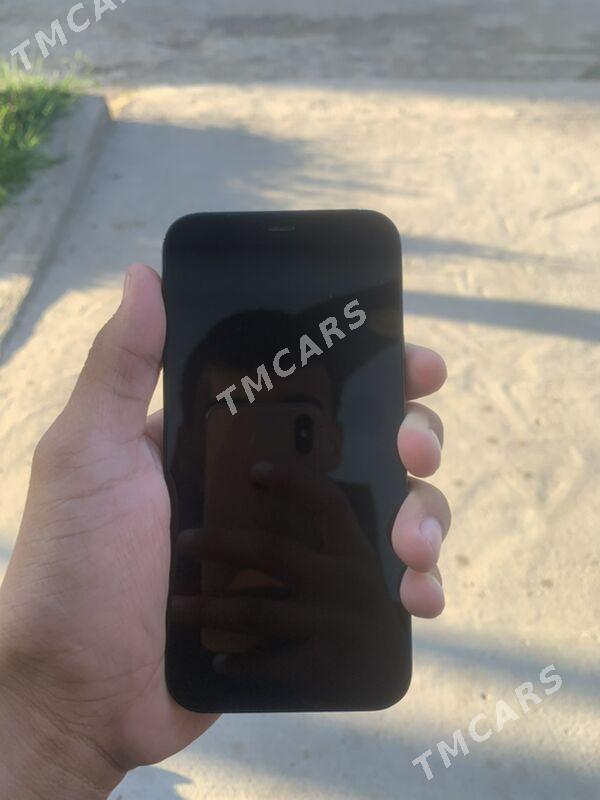 iPhone 12 - Чарджоу - img 2