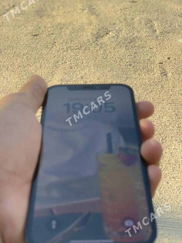 iPhone 12 - Чарджоу - img 3