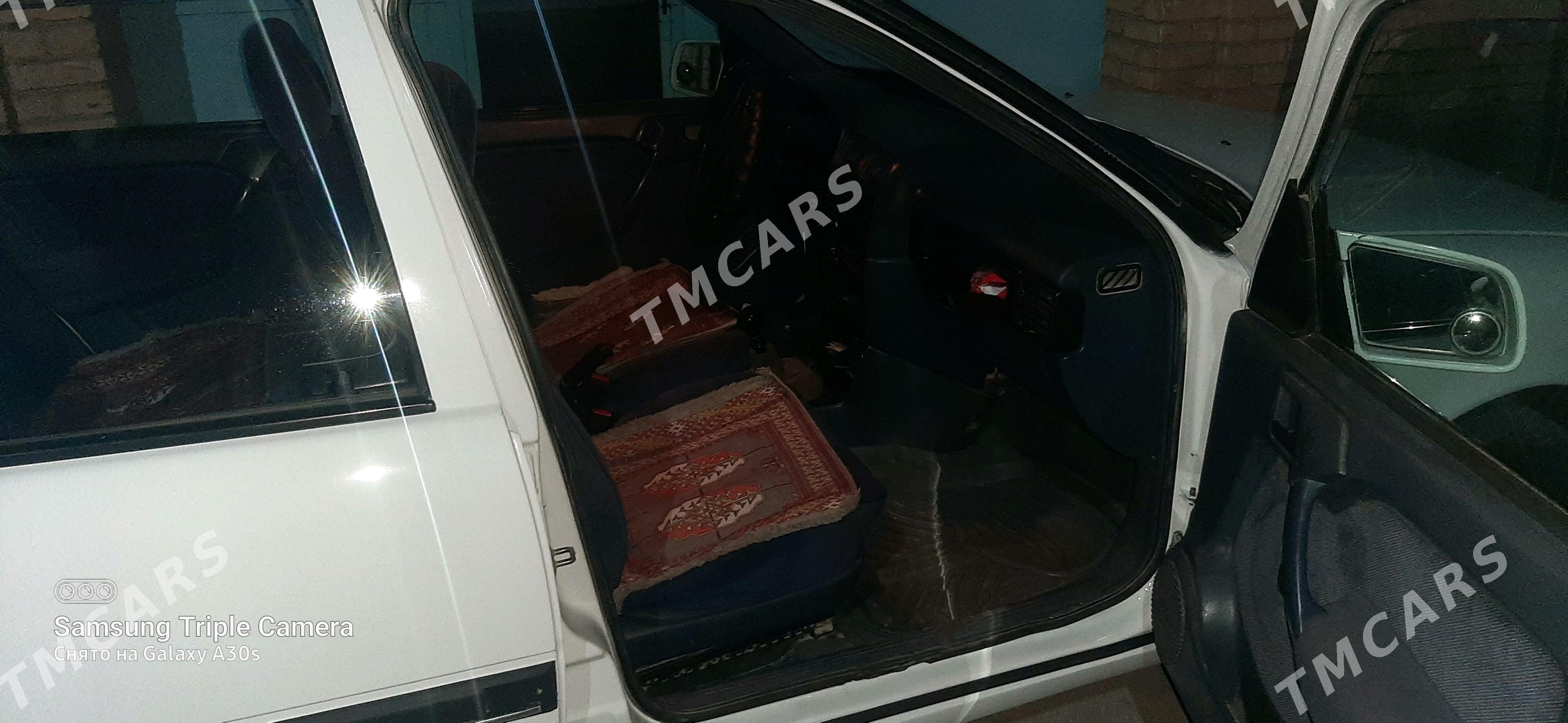 Opel Vectra 1990 - 44 000 TMT - Чарджоу - img 8