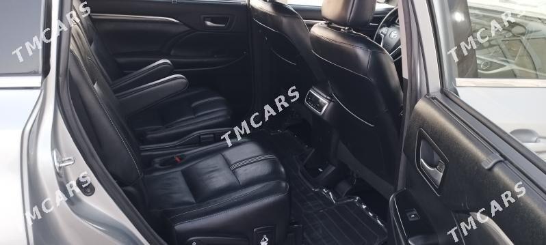 Toyota Highlander 2018 - 495 000 TMT - Türkmenabat - img 2