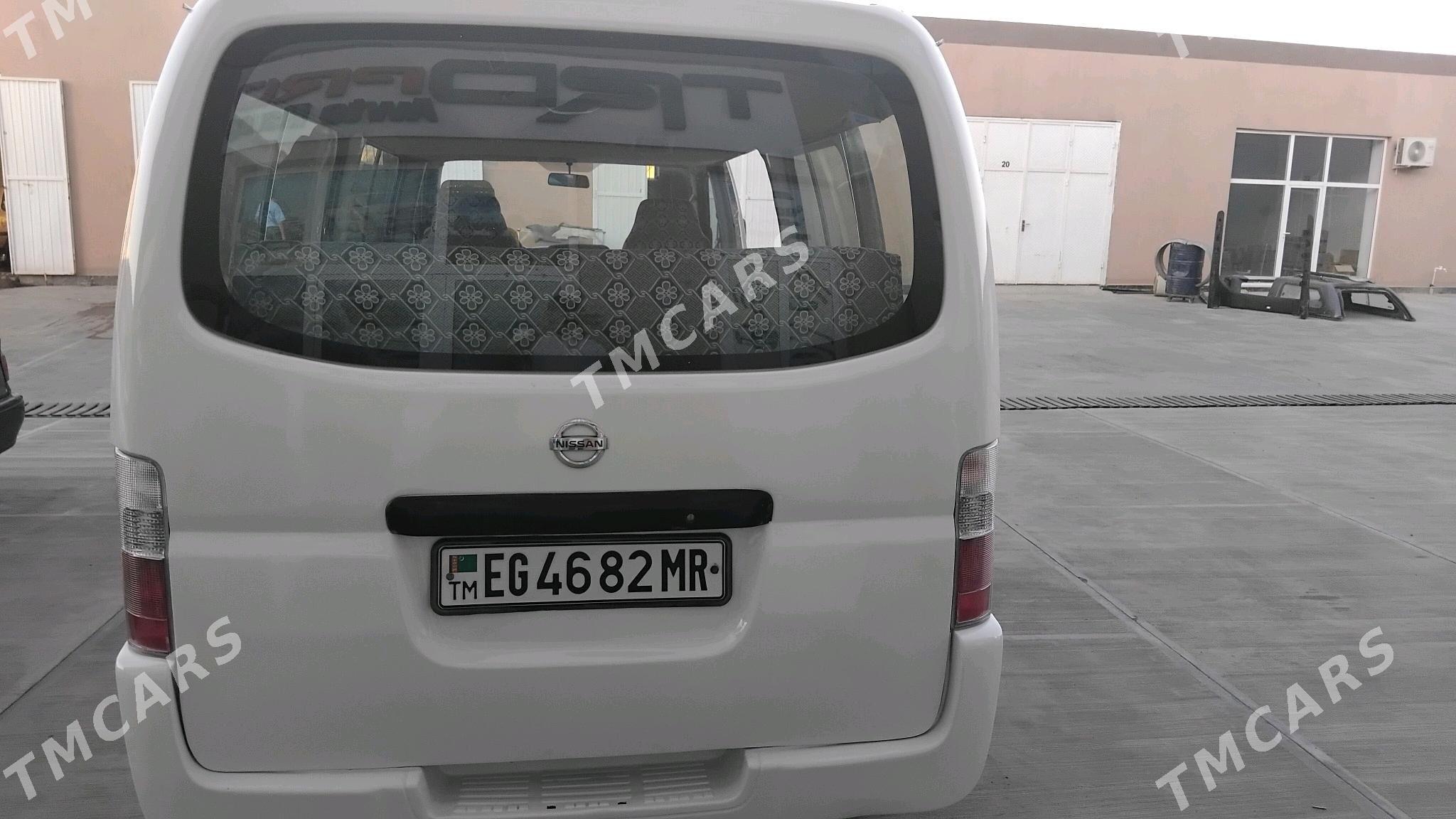 Toyota Hiace 2003 - 105 000 TMT - Мары - img 3