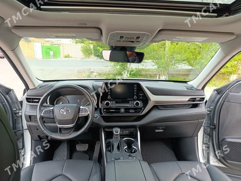 Toyota Highlander 2022 - 550 000 TMT - Türkmenabat - img 5