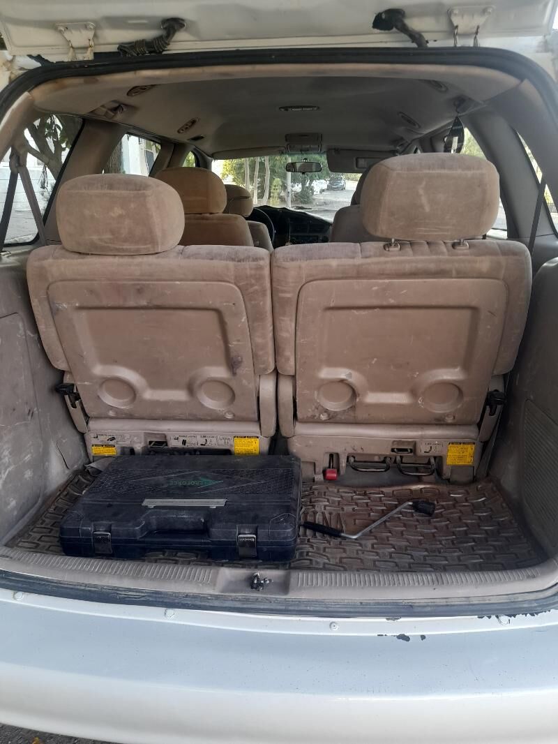 Toyota Sienna 2002 - 150 000 TMT - Türkmenbaşy - img 8