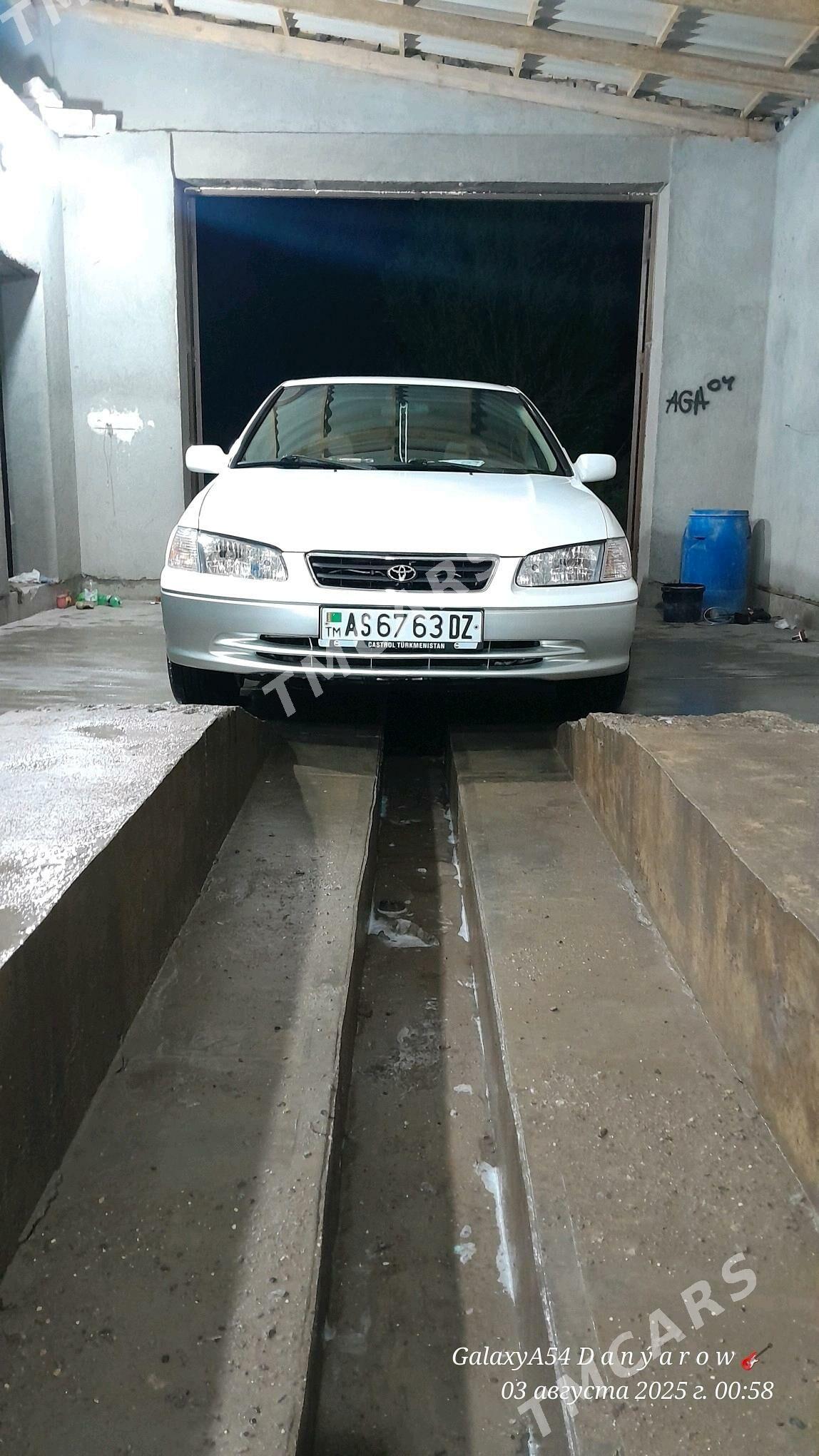 Toyota Camry 2000 - 145 000 TMT - Şabat etr. - img 9